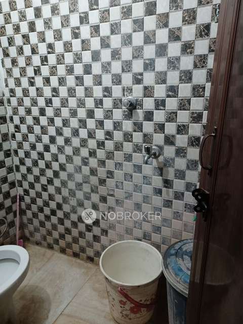 2 BHK Flat For Sale  In Safdarjung Enclave