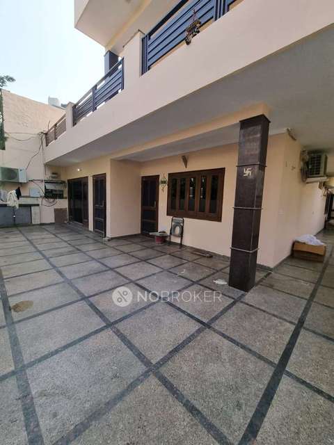 4+ BHK House For Sale  In Sector 12