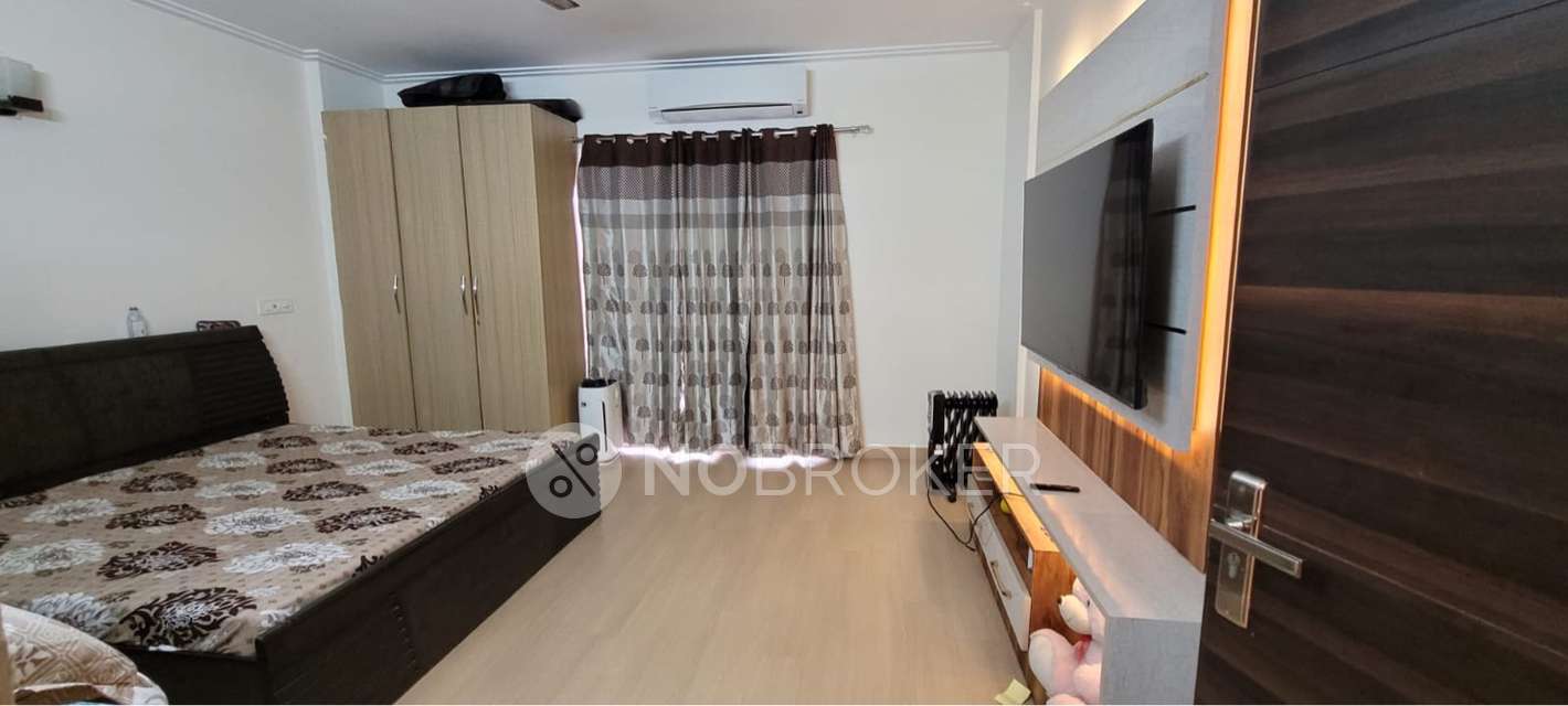 3 BHK Flat In Indraprastha Apartments For Sale  In Sector 32