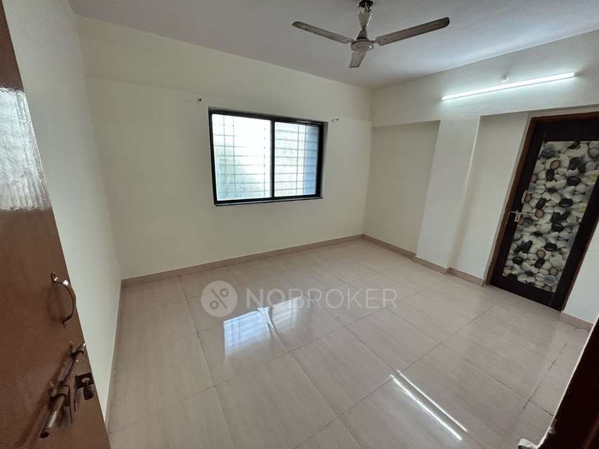 2 BHK Flat In Indraprabha Housing Society for Rent  In Vikas Nagar