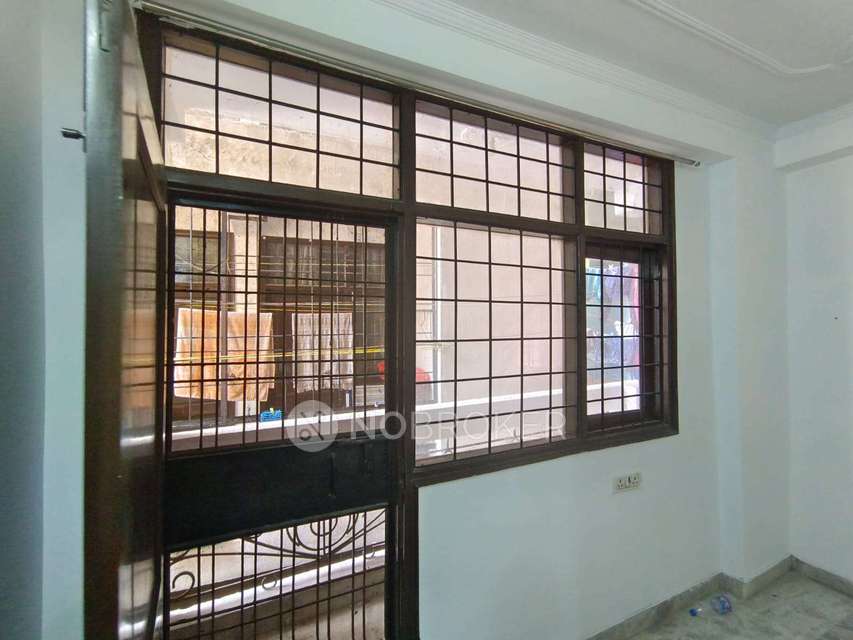 2 BHK Flat In Builder Floor For Sale  In Badarpur