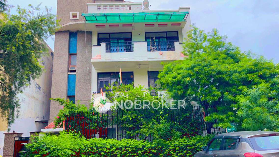 1 BHK Flat In Suncity Township for Rent  In Sector 54