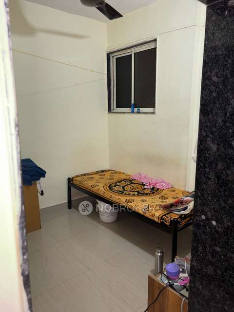 Single Room for Male In 1 BHK  In Kharadi