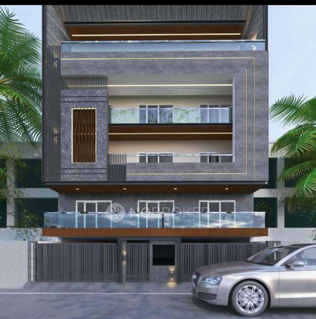 4 BHK Flat In Standalone Building  For Sale  In Sector 25