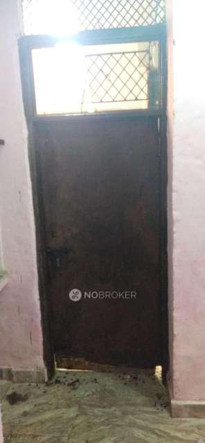 1 RK Flat In Apartment For Sale  In Wazirabad