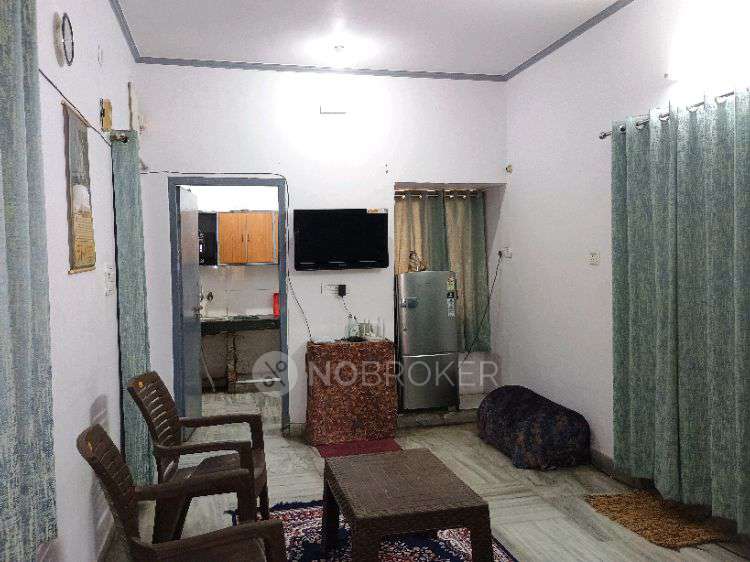 1 BHK Flat In Shipra Suncity for Rent  In Indirapuram