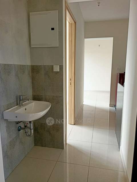 2 BHK Flat In Magarpatta Nova For Sale  In Mundhwa