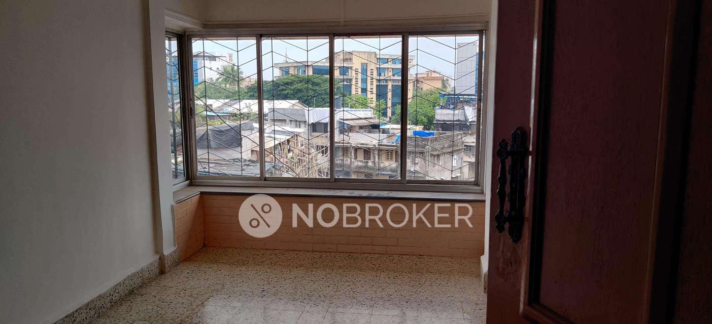 1 BHK Flat In New Aasra Chs For Sale  In Vakola, Santacruz East