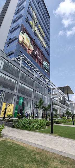 Showroom in Sector 71, Gurgaon for sale 