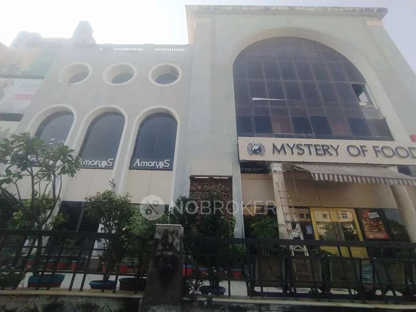 Shop in  Indirapuram, Ghaziabad for sale 