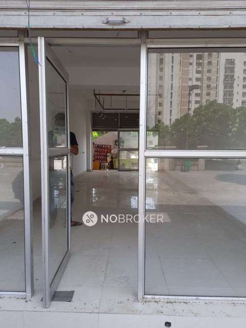 Shop in Omicron Iii, Greater_noida for sale 