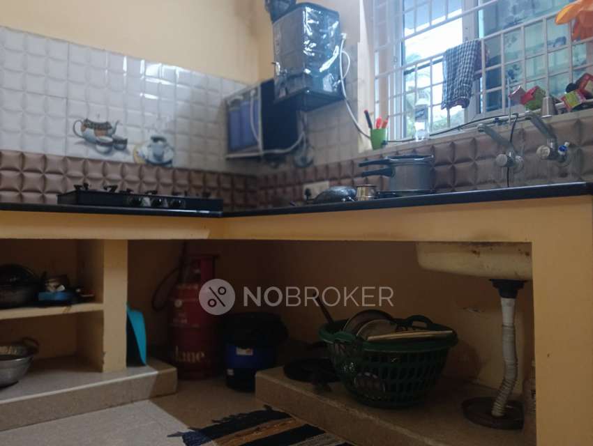 PG for Girls in Tambaram