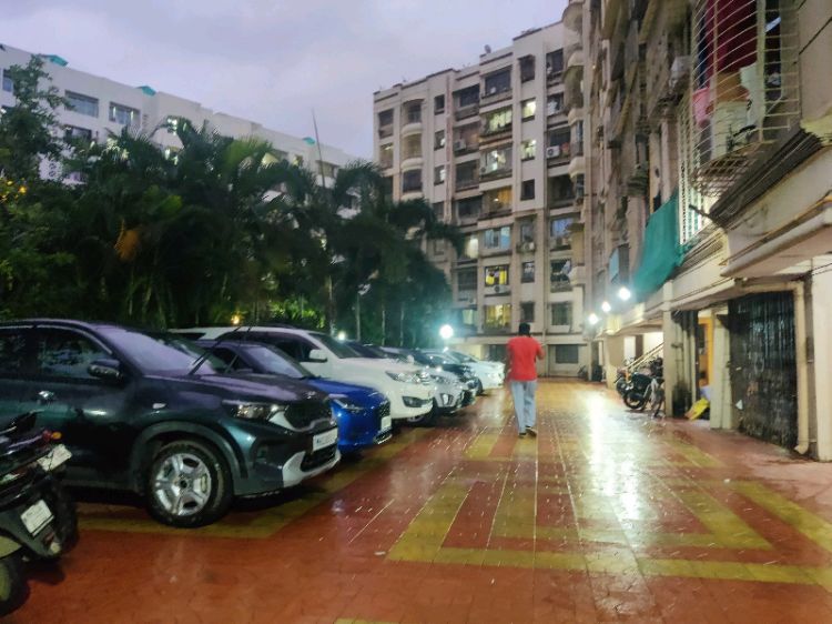 Dheeraj Heritage Residency