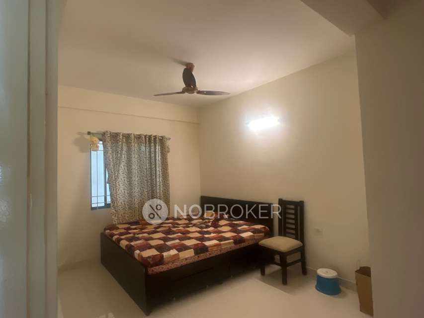 Single Room for Male In 3 BHK  In Ds Max Starline In Electronic City