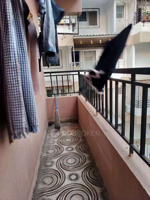 Single Room for Female In 1 BHK  In Radhe Apartment Pimple Gurav Kashid Park In Block-i, Khushbu Exotica, Kranti Nagar, Pimple Saudagar, Pimpri-chinchwad, Maharashtra ******* India