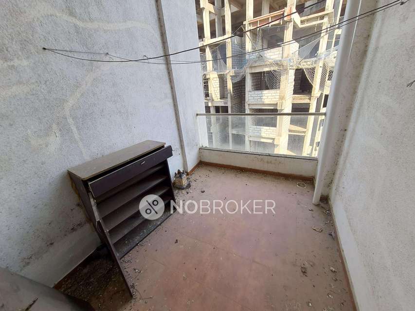 2 BHK Flat In Ravinanda Skylights For Sale  In Wagholi