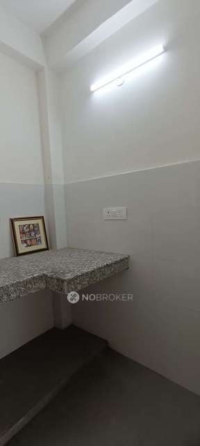 Office Space in Sector 52, Noida for Rent 