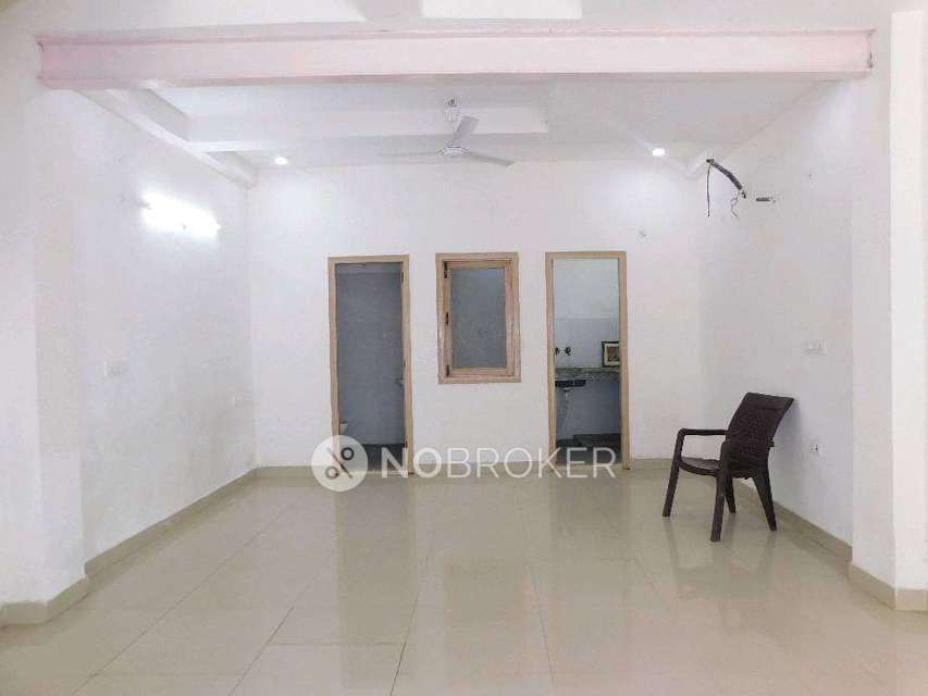 Office Space in Sector 52, Noida for Rent 