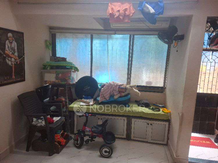 1 RK Flat In Xyz For Sale  In Vakola Police Station