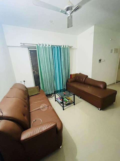 Single Room for Female In 2 BHK  In Yashwin Society By Vilas Javdekar In Sus