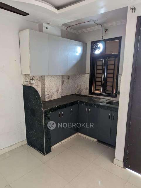 1 BHK Flat In Standalone Building  For Sale  In Uttam Nagar