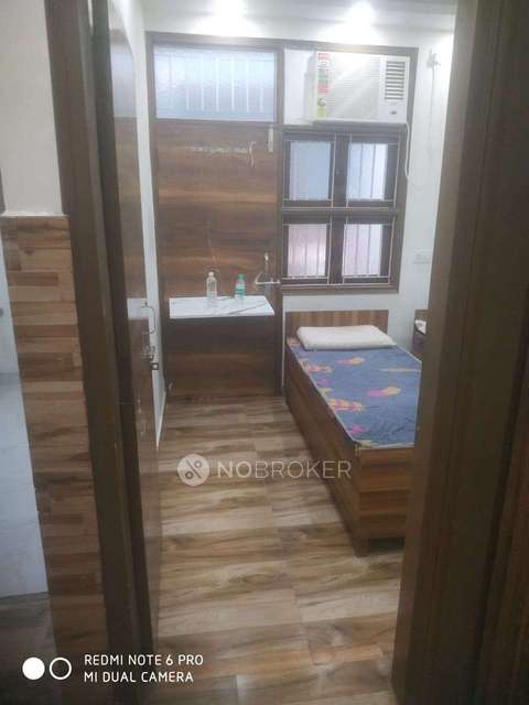 PG for Girls in Shakarpur