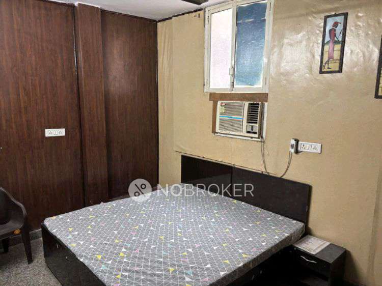 PG for Girls in Laxmi Nagar