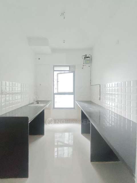 2 BHK Flat In Kalpataru Immensa, Thane  For Sale  In Thane West