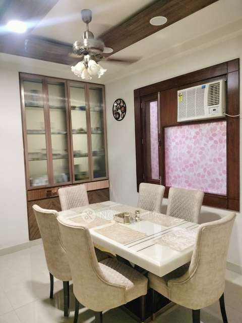 4 BHK Flat In Friends Avenue Shaktikhand-2 For Sale  In Indirapuram