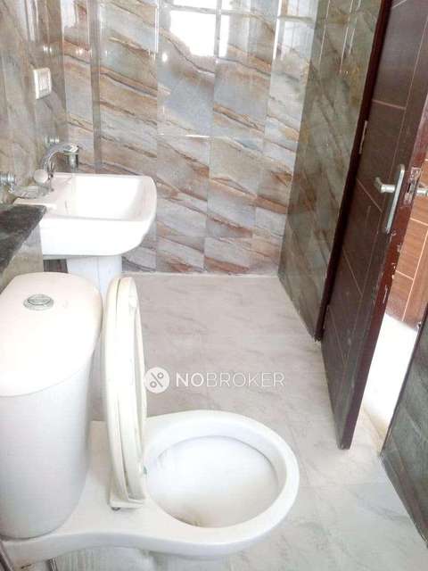 2 BHK Flat In Apartment For Sale  In Chhatarpur