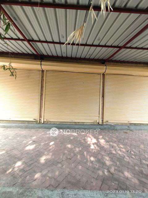 Shop in Thakurpada Dahisar, Mumbai for sale 