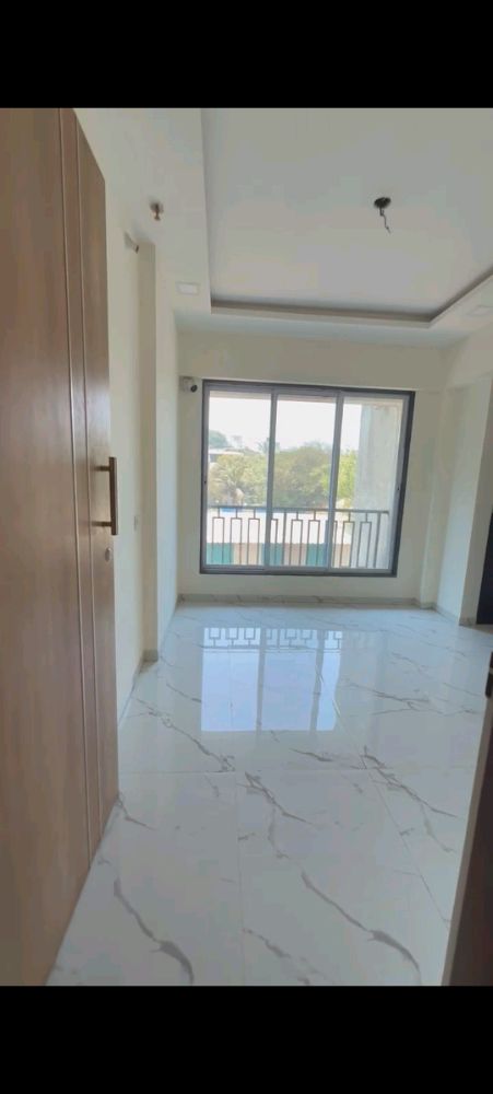 Munish Paramount Height