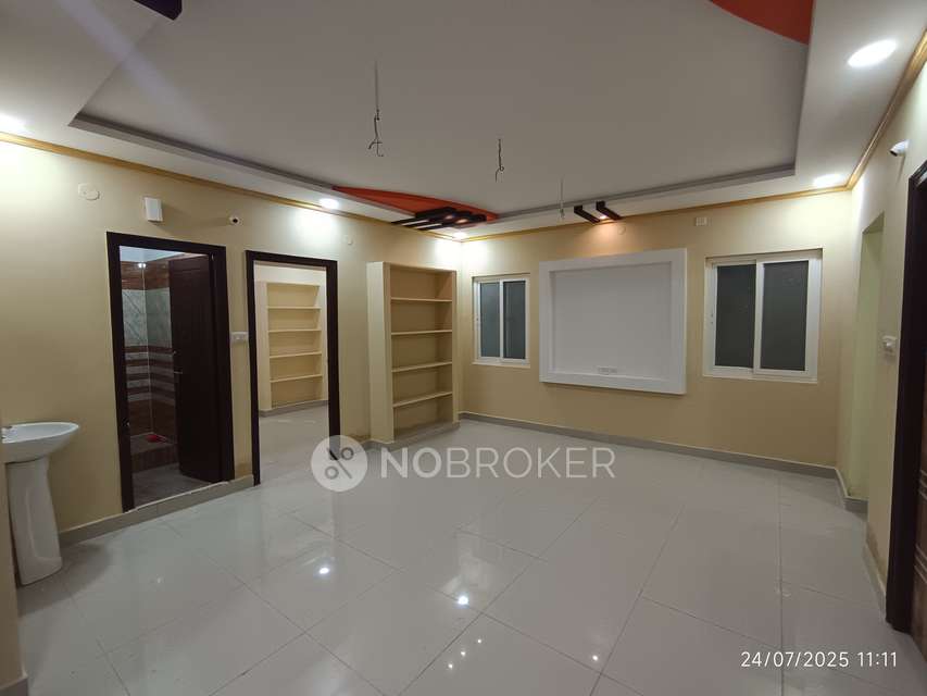 2 BHK Flat In Ideal Heights For Sale  In Masab Tank