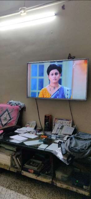 Shared Room for Female In 2 BHK  In Silver Twin Decks Co-operative Housing Society Ltd In Wakad