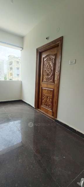 2 BHK Flat In Sai Preeth Tower For Sale  In Yapral