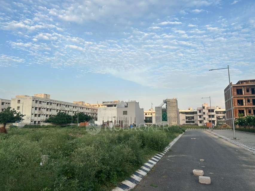 Plot For Sale  In Wave City Ghaziabad