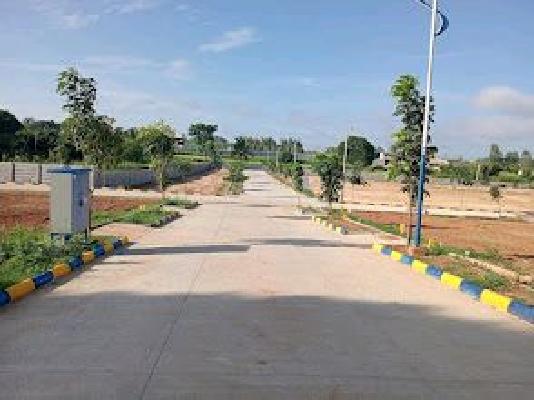 Plot For Sale  In Erayaa Nandhi Gardania  In Aduru