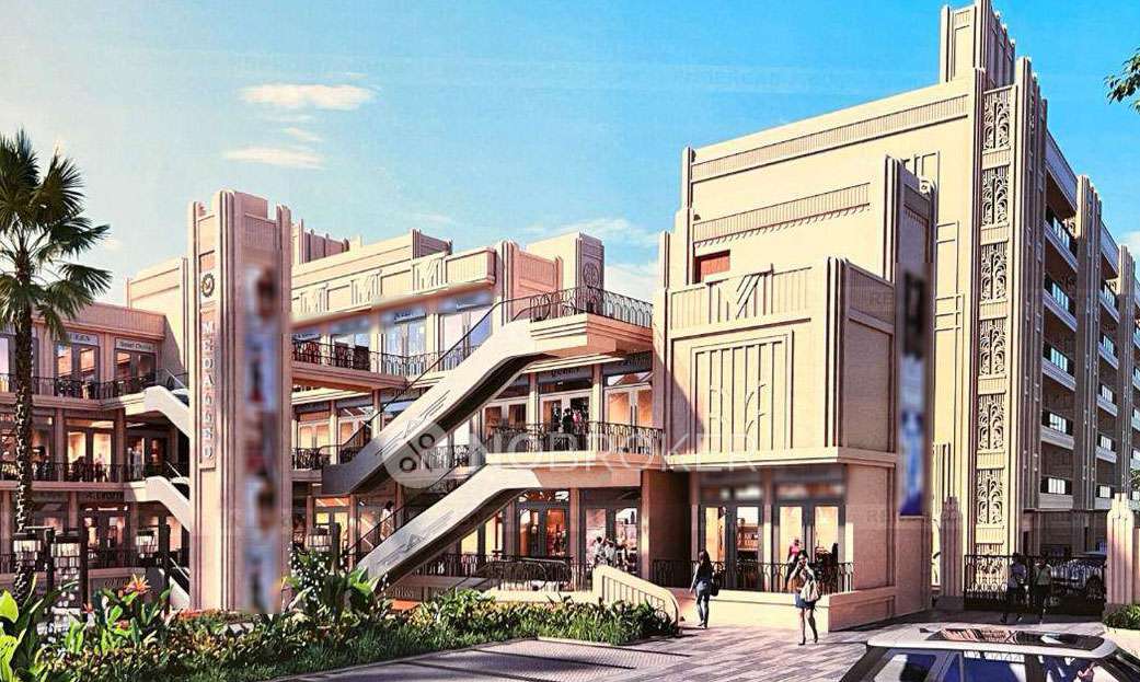 Shop in Mahagun Medalleo High Rise, Noida for sale 