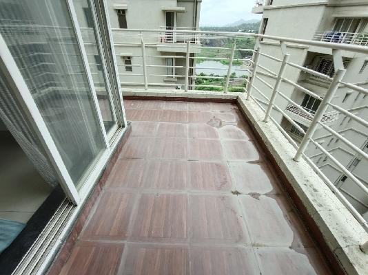 3 BHK Flat In The Lake District For Sale  In Kondhwa Budruk
