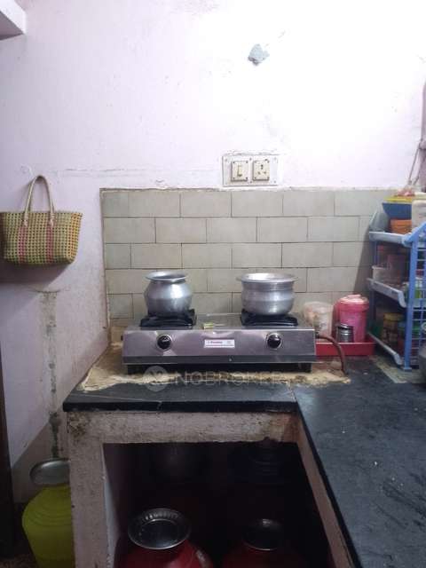 2 BHK Flat In Kavitha Flats For Sale  In Arumbakkam