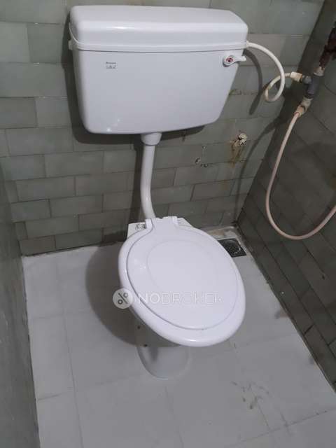 2 BHK Flat In Kavitha Flats For Sale  In Arumbakkam