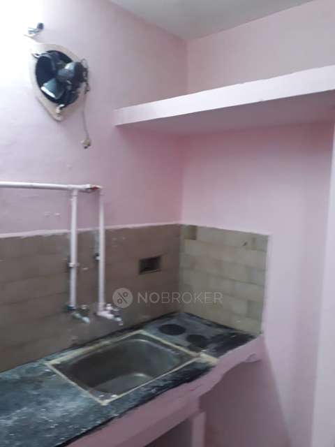 2 BHK Flat In Kavitha Flats For Sale  In Arumbakkam