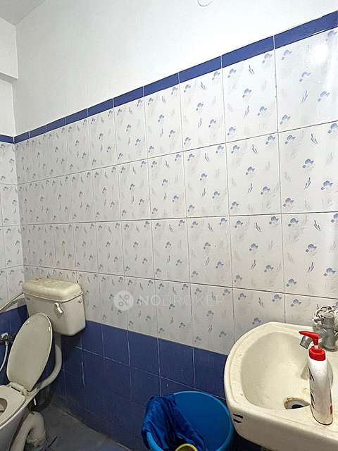 2 BHK Flat In Maha Veer Gardenia For Sale  In Kumaraswamy Layout