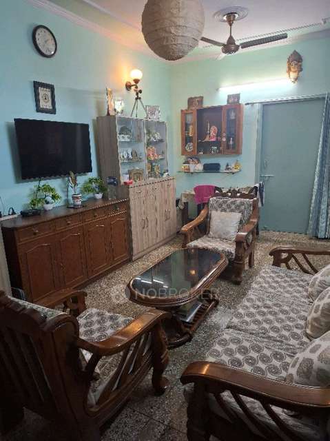 2 BHK Flat In Shatabdi Apartment For Sale  In Dilshad Colony