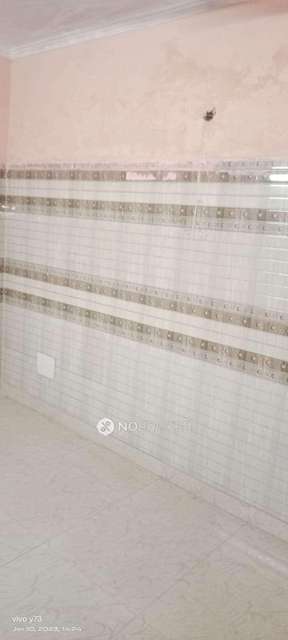 2 BHK Flat For Sale  In Mukherjee Nagar