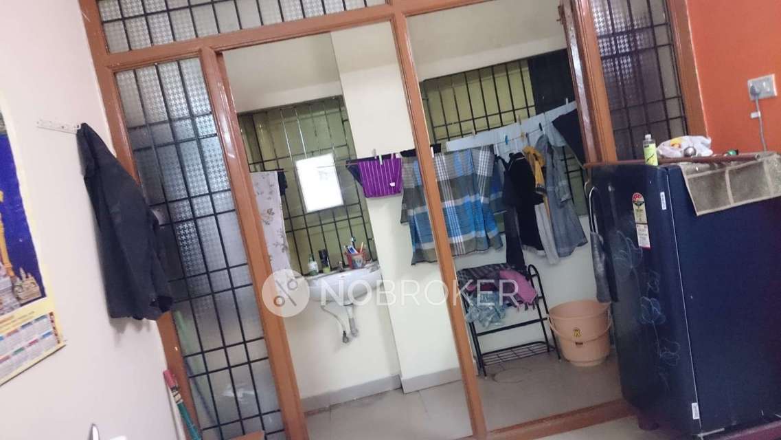 2 BHK Flat In Pothigai Apartments Chrompet For Sale  In Indian Bank