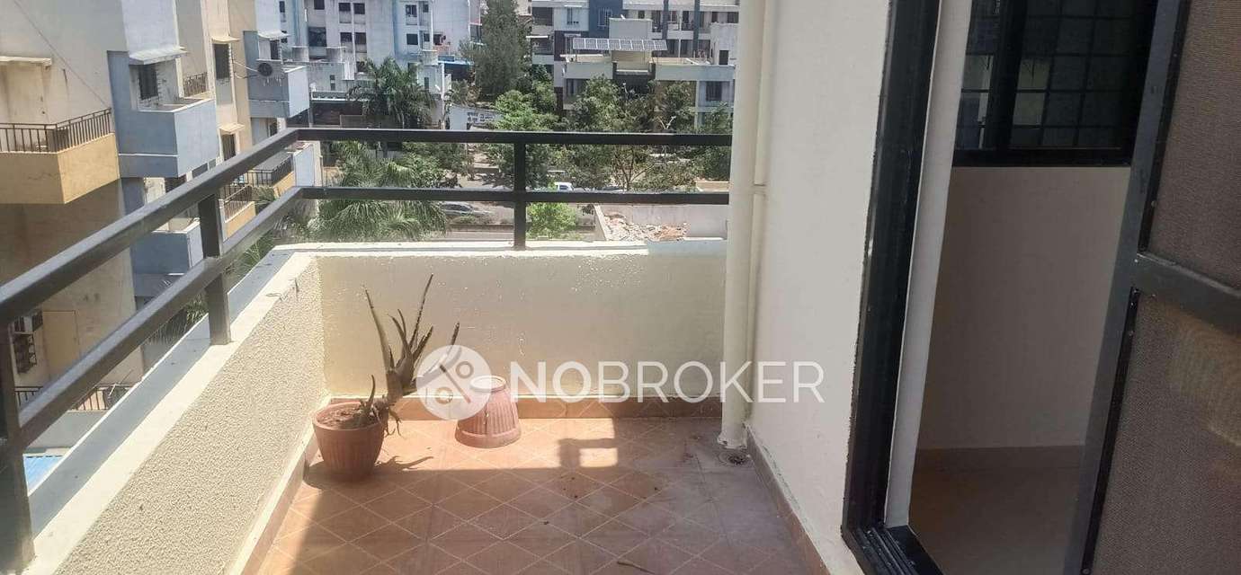 2 BHK Flat In Tulsi Shine Chs For Sale  In 771c, Spine Rd, Unity Co-operative Housing Society, Sector 10, Midc, Bhosari, Pimpri-chinchwad, Maharashtra 411026, India