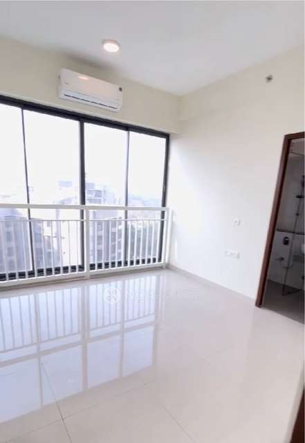 2 BHK Flat In Dynamix Divum For Sale  In Malad East