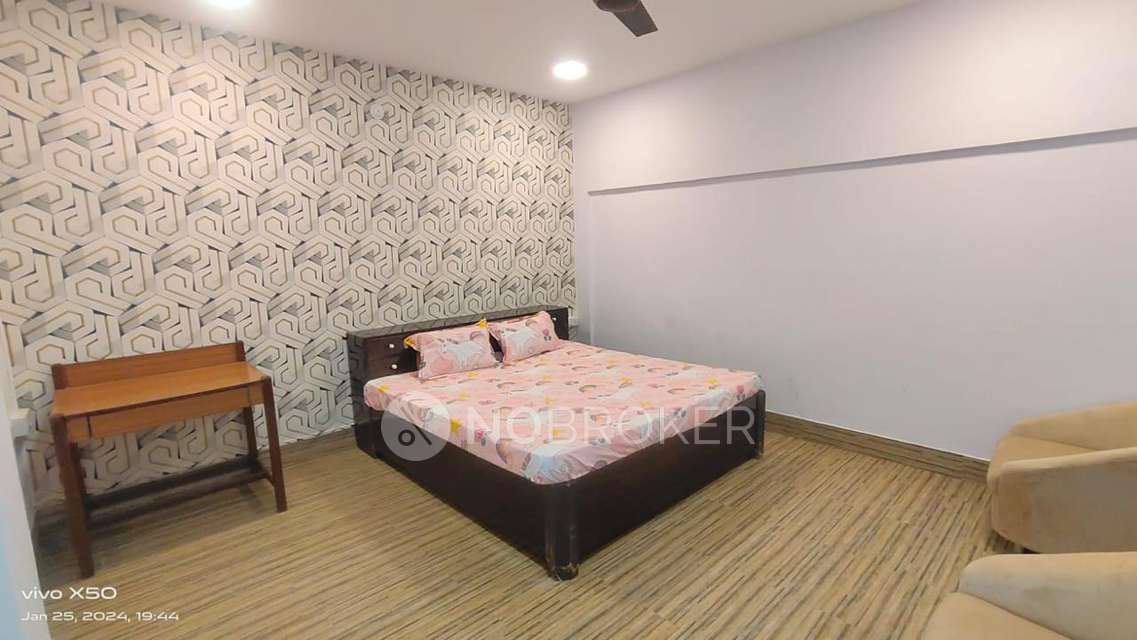 3 BHK Flat In Hilltop Chs Ltd For Sale  In Goregaon 