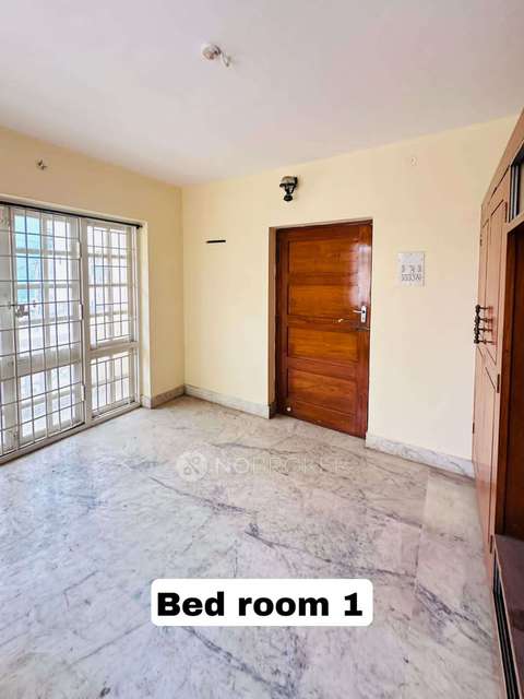 4+ BHK Flat For Sale  In Commercial Street